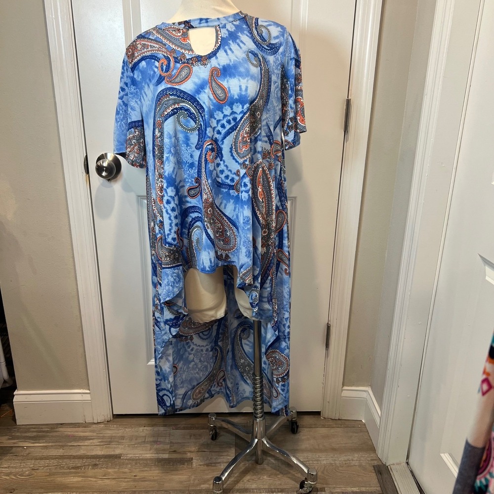 Tee for the Soul Blue‎ Paisley High Low Keyhole Neck Top Plus Size 1XL